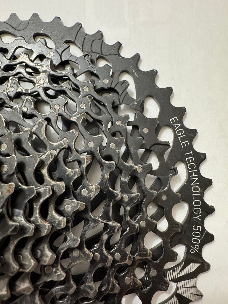 Used 2023 Eagle XG-1275 12-Speed Cassette bike — image 4 of 5