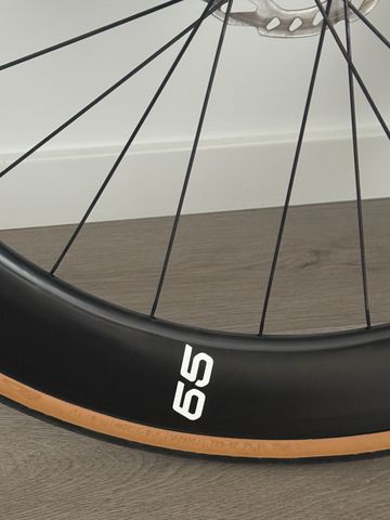 Used Enve Foundation 65 Carbon Clincher Disc Wheelset bike — image 16 of 18