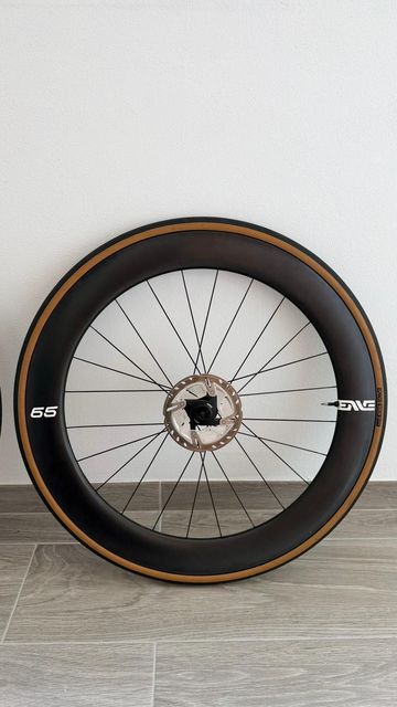 Used Enve Foundation 65 Carbon Clincher Disc Wheelset bike — image 6 of 18