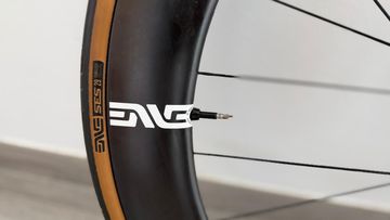 Used Enve Foundation 65 Carbon Clincher Disc Wheelset bike — image 13 of 18