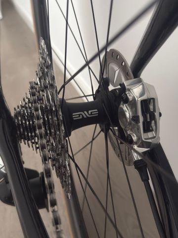 Used Enve Foundation 65 Carbon Clincher Disc Wheelset bike — image 17 of 18