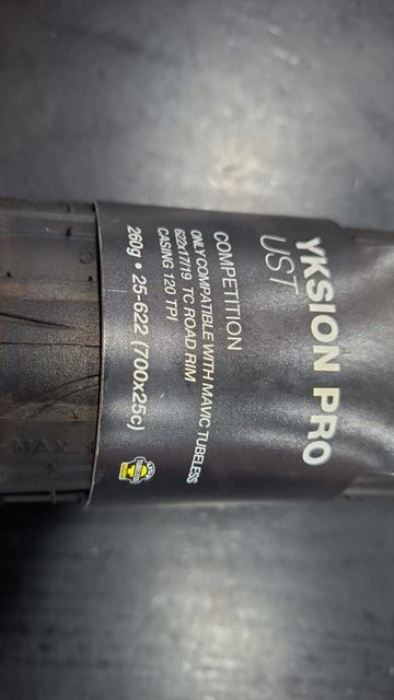Mavic Pneu de estrada YKSION PRO UST 700x25c 2026 bike usato — immagine 2 di 5