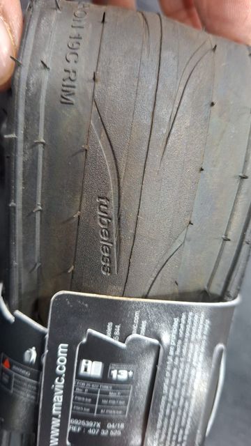 Mavic Pneu de estrada YKSION PRO UST 700x25c 2026 bike usato — immagine 5 di 5