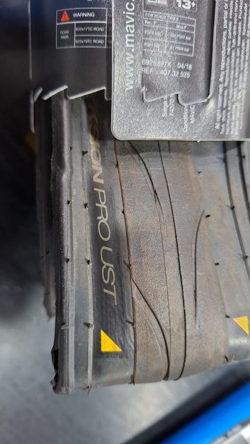 Mavic Pneu de estrada YKSION PRO UST 700x25c 2026 bike usato — immagine 4 di 5