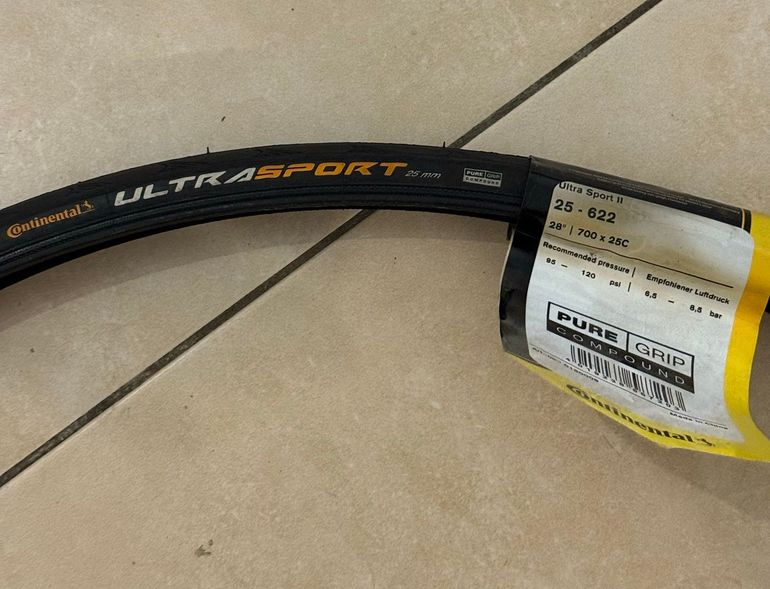 Used Continental Ultra Sport Tire bike — image 1 of 2