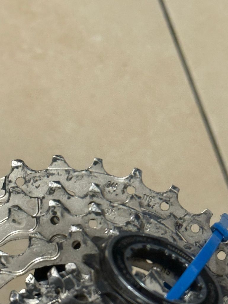 Used Shimano HG700-11 11-32T bike — image 6 of 6