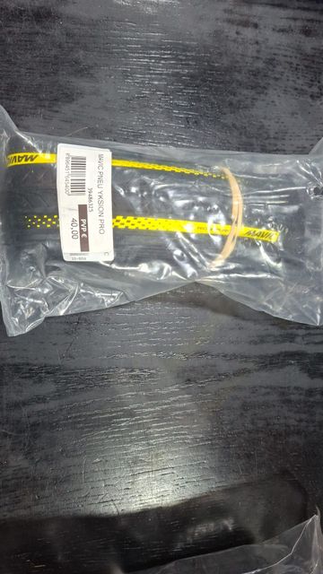 Brugt Mavic YKSION PRO Powerlink 700x25c 2026 bike — billede 1 af 4