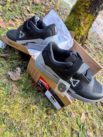 LEATT DBX 5.0 Cycling Shoes usato