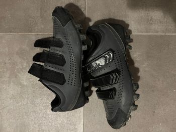 Used 2024 Cycling Shoes bike — image 2 of 4