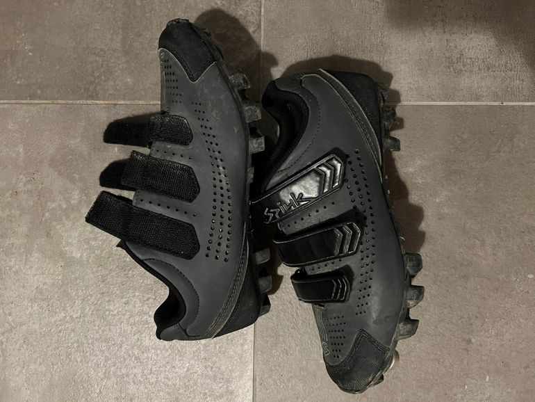 Used 2024 Cycling Shoes bike — image 2 of 4