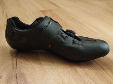 Used 2024 Sapatos de estrada Gaerne G.STL Carbon bike — image 5 of 9