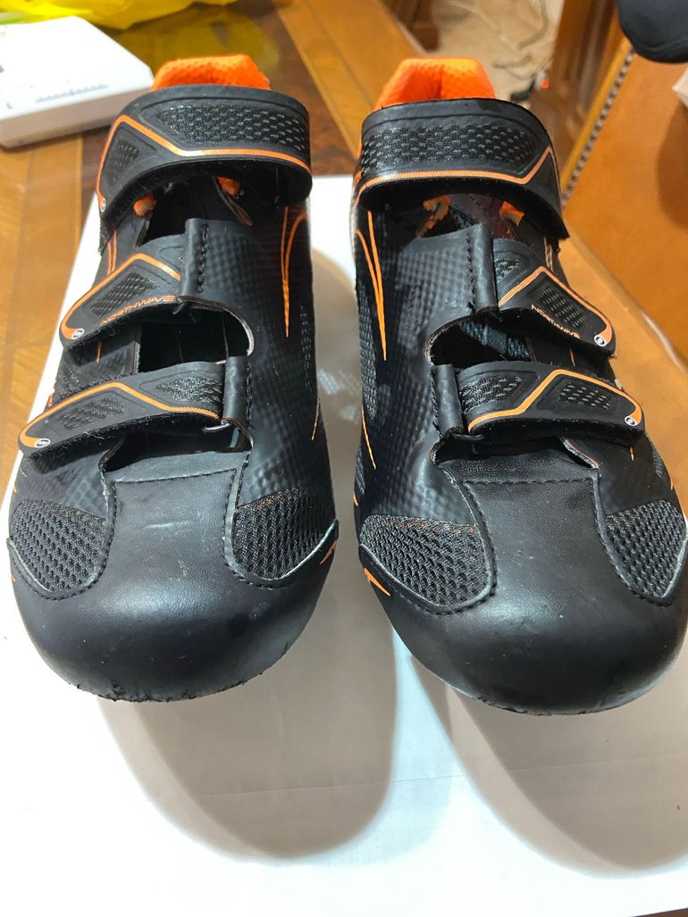Used 2025 Road Cycling Shoes Size 44 Sonic bike — image 2 of 6
