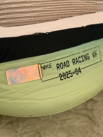Used 2025 Vaporfly bike — image 10 of 10