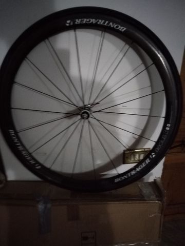 Bontrager Aeolus 3 Wheels usato