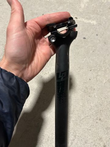 Tweedehands 2022 Carbon 31.6 Seatpost bike — afbeelding 2 van 3