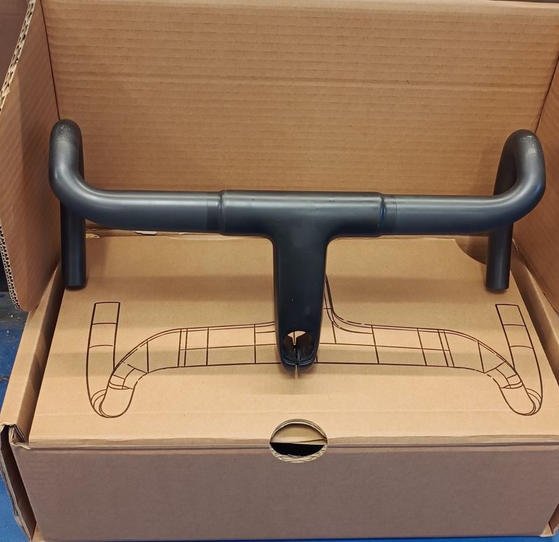 Used Bmc Cockpit ICS Carbon EVO 2025 Cockpit