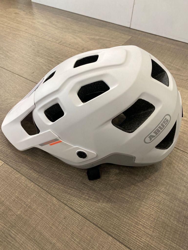 Used 2025 Modrop bike — image 2 of 4