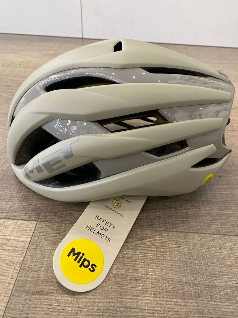 Used 2025 30 mips bike — image 2 of 4