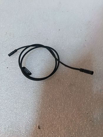 Used Shimano di2 SD50 Cable 600 mm 2025 bike — image 1 of 2