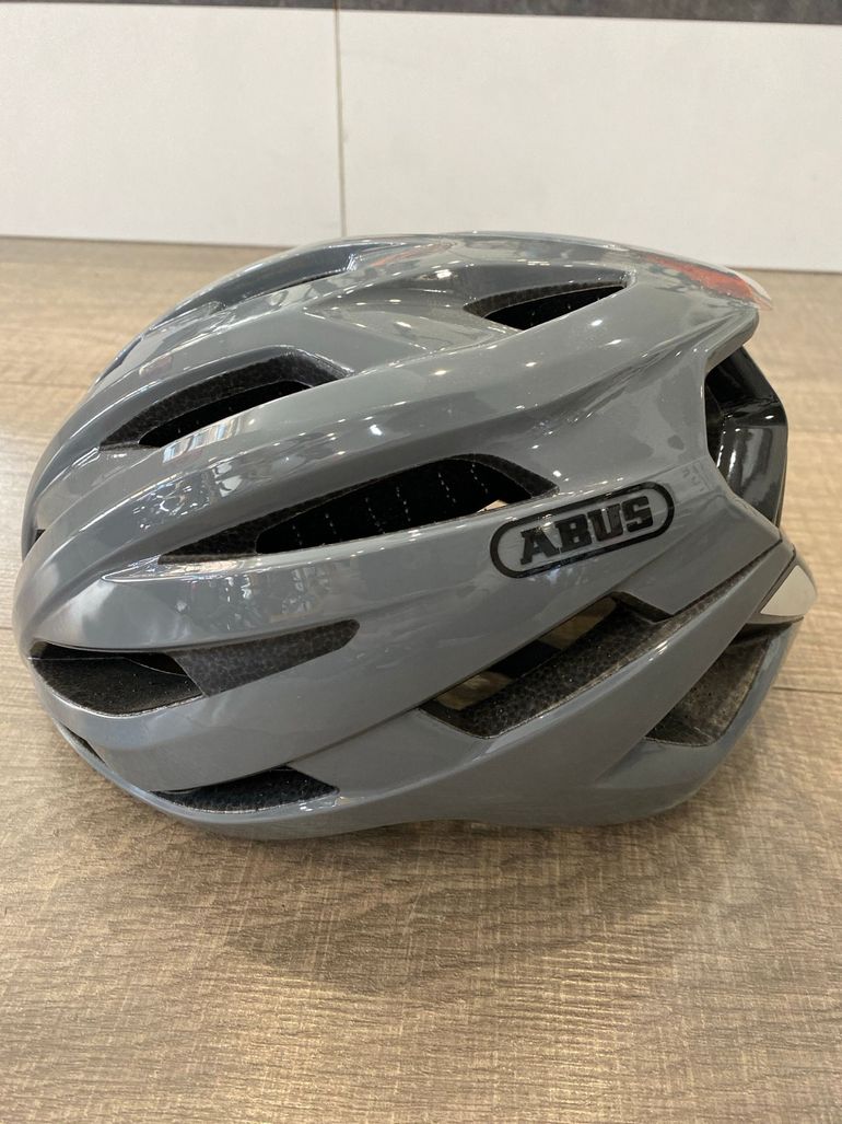 Used 2025 Stormchaser bike — image 2 of 4
