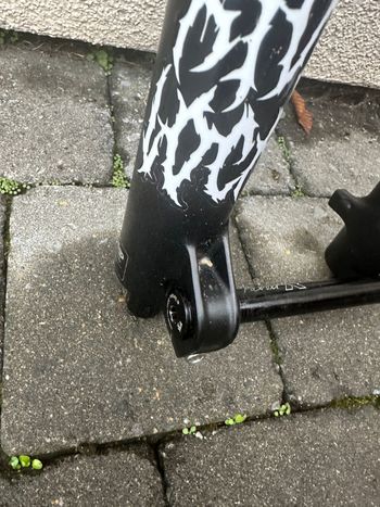 Tweedehands Fox 36 Performance 27, 5 2024 bike — afbeelding 6 van 16