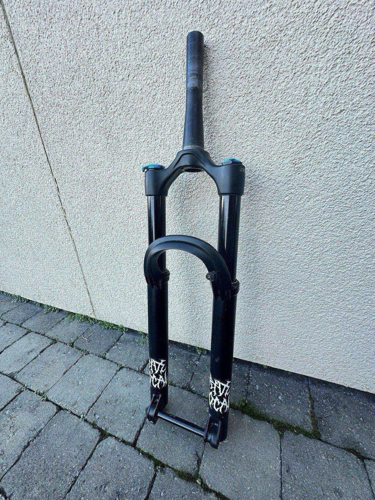 2024モデルFOX PERFORMANCE36 29er/27.5+ Fox 36 Performance 27,5 2024