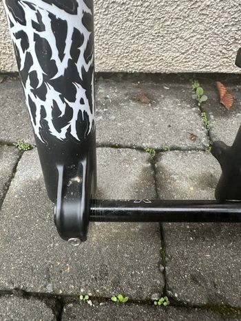 Tweedehands Fox 36 Performance 27, 5 2024 bike — afbeelding 8 van 16