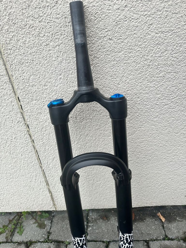 Tweedehands Fox 36 Performance 27, 5 2024 bike — afbeelding 3 van 16