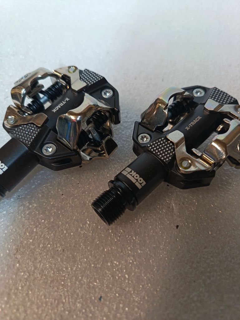 Used Look xc track aluminium Pedals 2025 bike — image 2 of 3