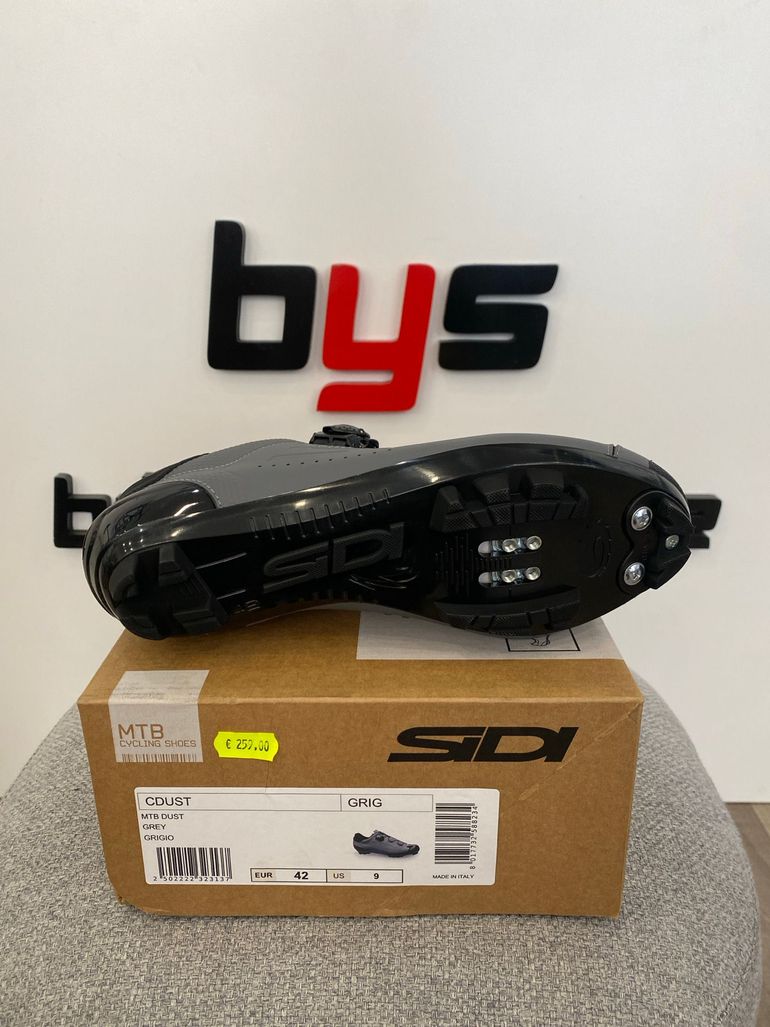 Used 2025 Dust bike — image 3 of 4