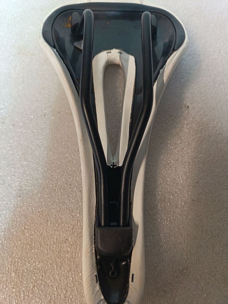 Used Selle Italia XR flow 2025 bike — image 2 of 4