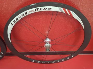 Używany Bontrager Xaero Carbon Wheelset bike — zdjęcie 2 z 6