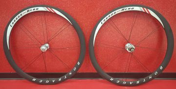 Używany Bontrager Xaero Carbon Wheelset bike — zdjęcie 3 z 6