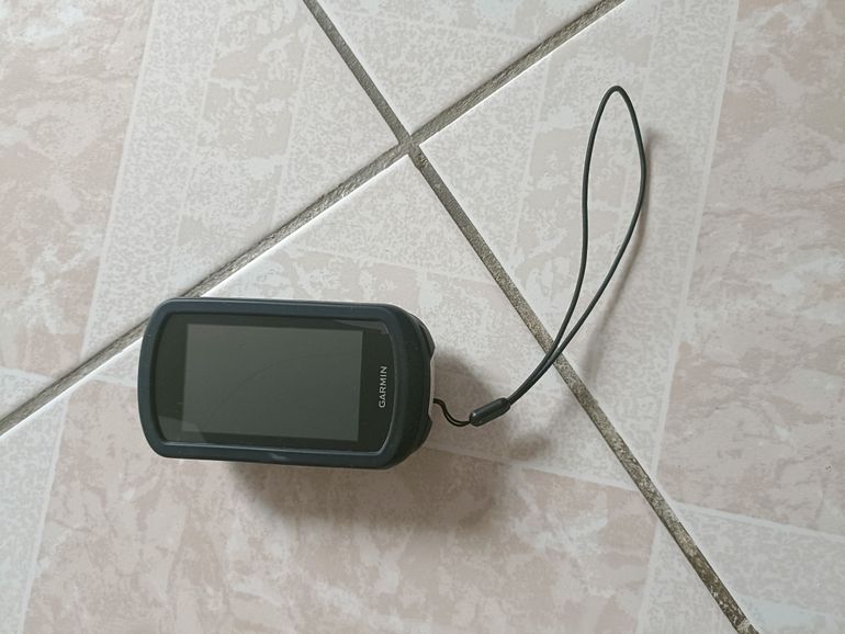 Used Garmin Edge Explore 2 GPS Cycling Computer 2023 bike — image 2 of 10
