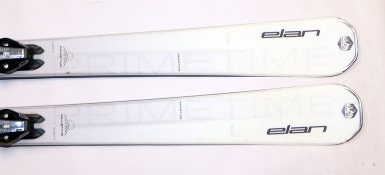 Used Elan Primetime N°2 Skis 165cm 2025 bike — image 2 of 10