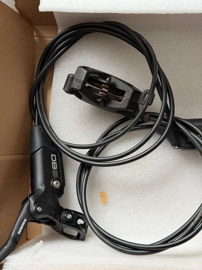 Used Sram DB8 Disc Brake 2025 bike — image 5 of 7