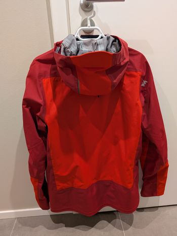 Used Decathlon Veste Hardshell Imperméable bike — image 2 of 2