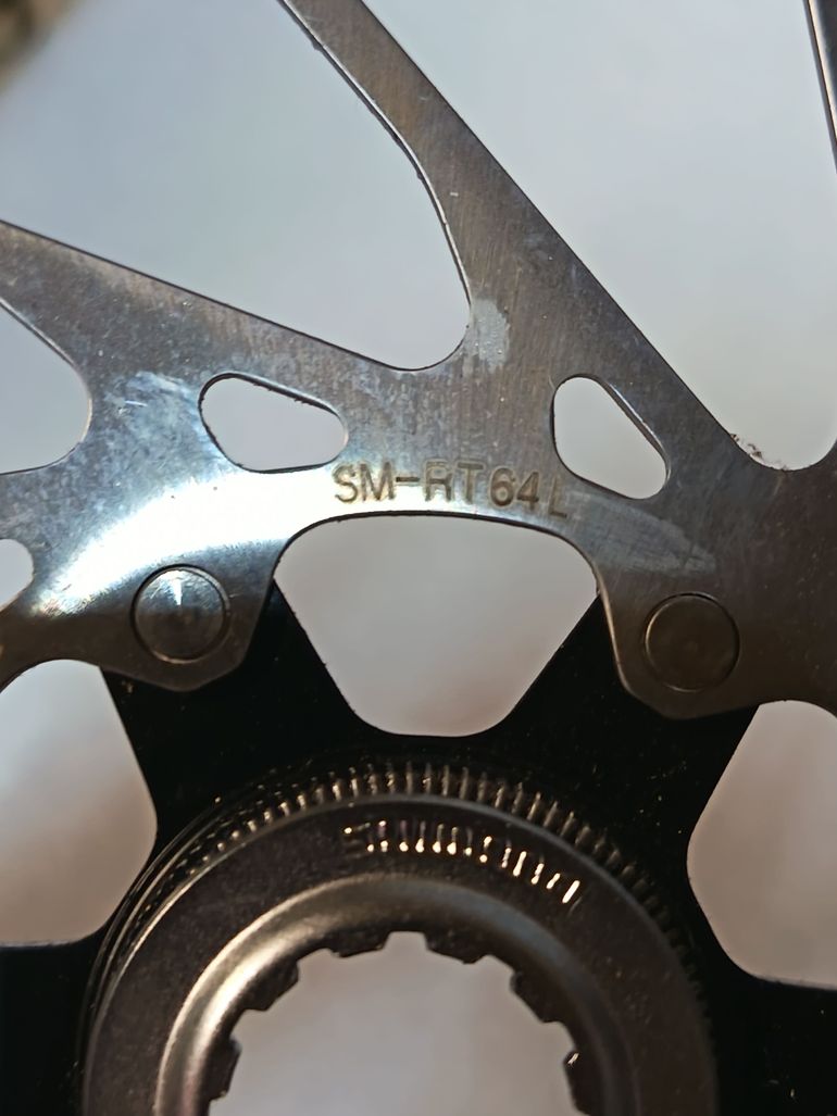 Used Shimano RT64 203 mm 2025 bike — image 2 of 3