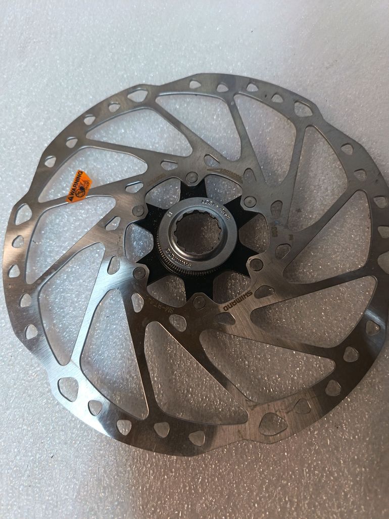 Used Shimano RT64 203 mm 2025 bike — image 1 of 3