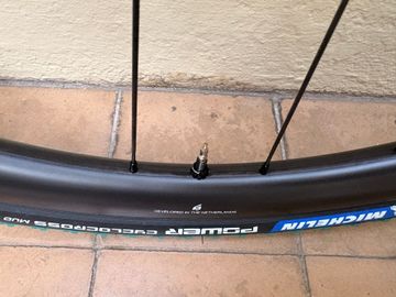 Used 2025 R3 A bike — image 7 of 8