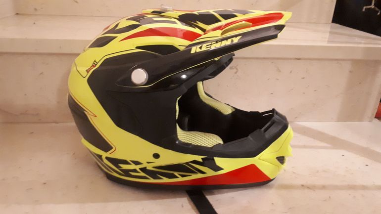 Used Kenny Casco Helmet bike — image 5 of 5