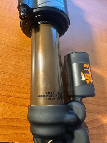 Used Fox FLOAT X2 Factory Rear Shock bike — image 4 of 6