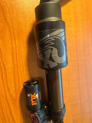 Used Fox FLOAT X2 Factory Rear Shock bike — image 2 of 6