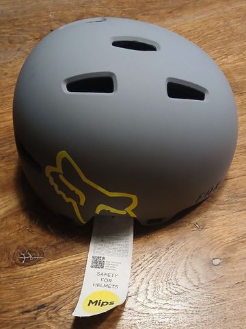 Używany 2025 Flight Helmet Cycling Accessories