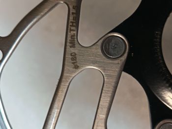 Used Shimano RT30 160mm Disc 2025 bike — image 3 of 3