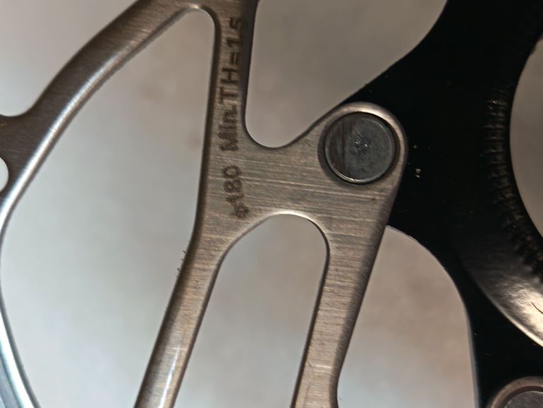 Used Shimano RT30 160mm Disc 2025 bike — image 3 of 3