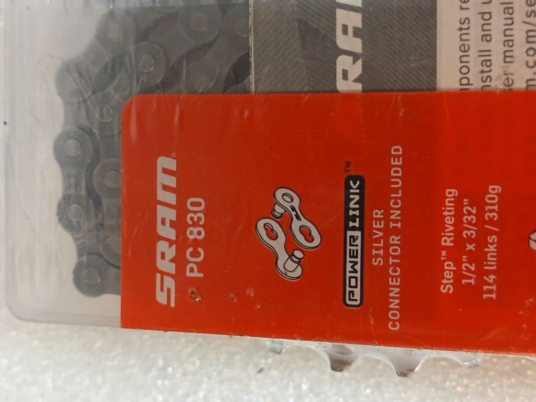Used Sram Cassette Chaîne 8 vitesse 2025 bike — image 3 of 4