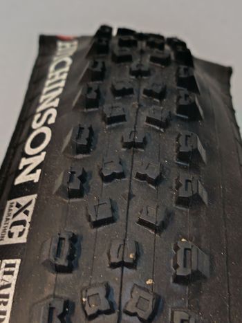 Used Hutchinson Toro XC Marathon 26x1.85 2025 bike — image 3 of 5