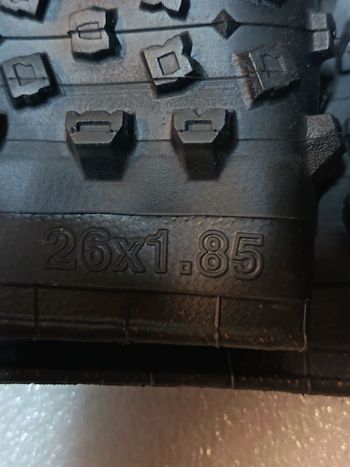 Used Hutchinson Toro XC Marathon 26x1.85 2025 bike — image 5 of 5