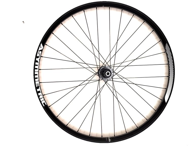 Used IORCYCLES ASIMMETRIC 2025 bike — image 4 of 4